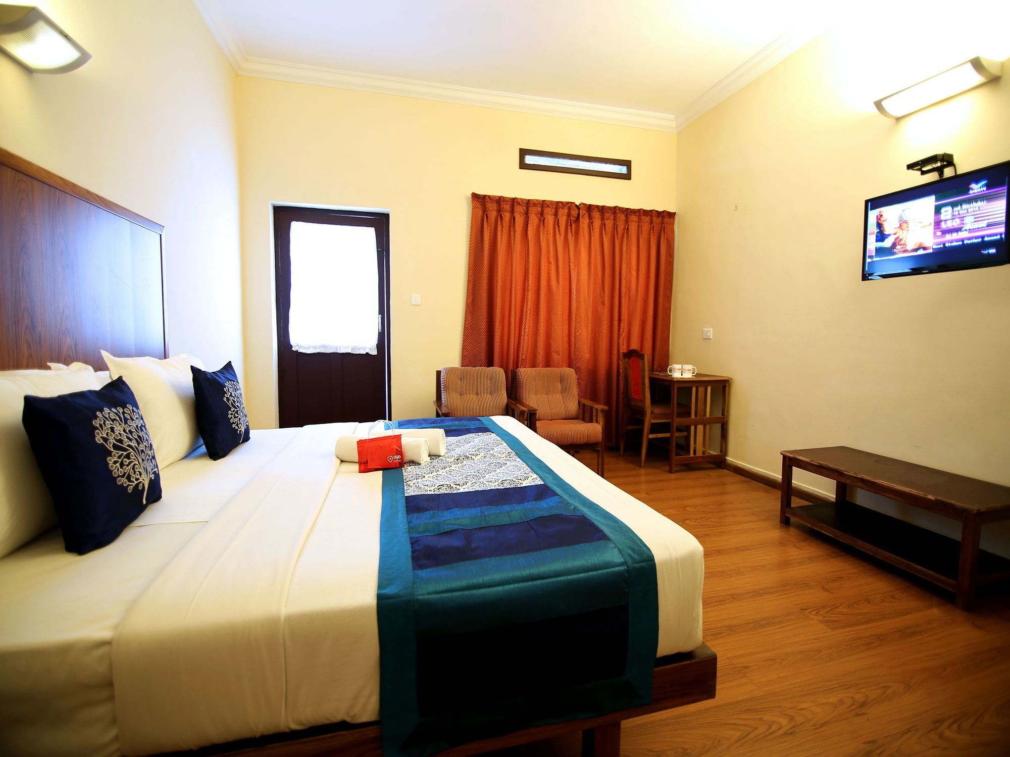 Oyo 2887 Hotel Sn International Kumily Extérieur photo